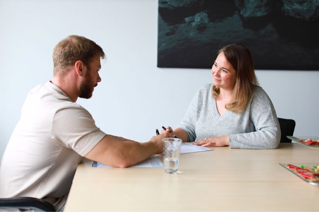 %C3%9Cberschrift%20%288%29